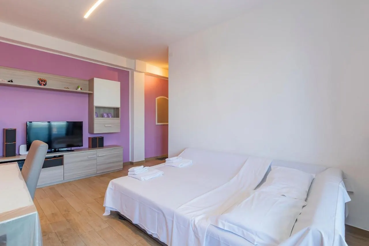 Big Apartment - Alcuino 7 Milan